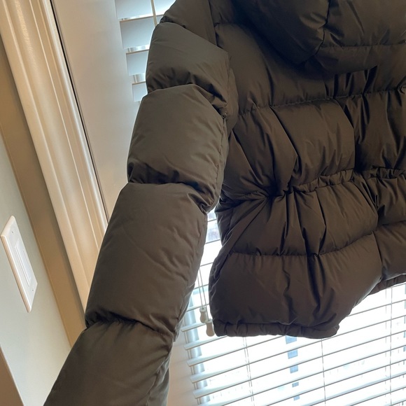 Lululemon Wonder Puff Jacket - Picture 15 of 16